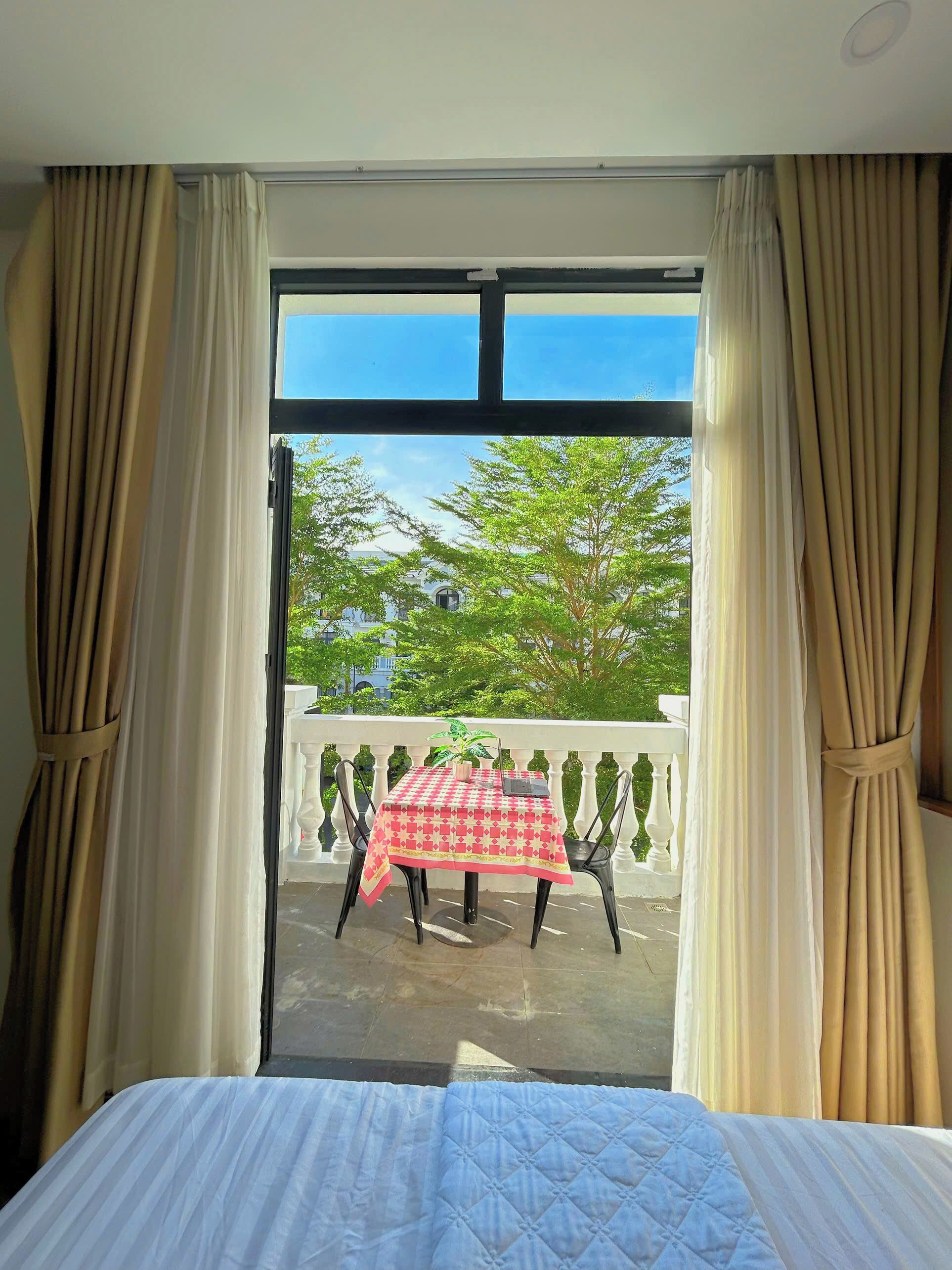 Superior Room, City View | Laptop workspace, free WiFi, bed sheets