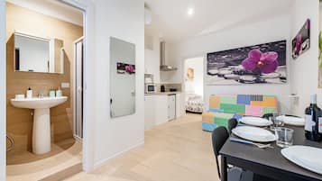 Apartamento família, 1 quarto, ar-condicionado (Dimora Lucia Bari) | Parte interna