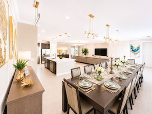 Dining - 27-bedroom luxury villa near Disney (Kissimmee)