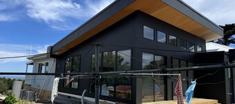 Kilcunda beach house in the hills - sleeps 11