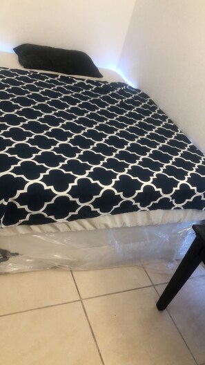 Accès Internet, draps fournis