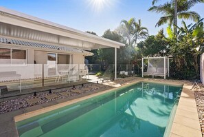Pool - Villa Minyama - Pool, Kayaks and Bikes (Sunshine Coast)