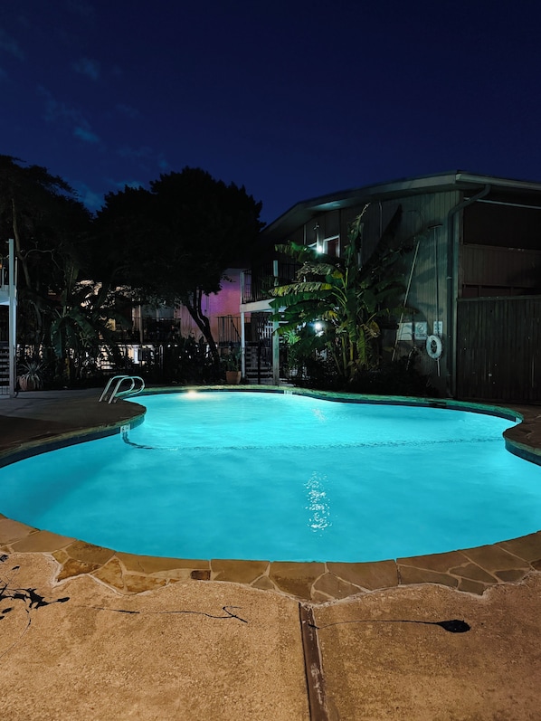 Pool - Oaklawn near Dallas Medical District & Cedar Springs w/ Gated Prkg (Dallas)