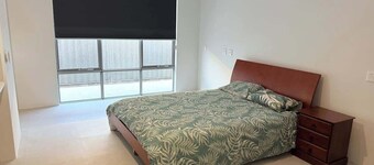 Spacious Piara Waters Home: 4 Bedrooms, Modern Kitchen & Fantastic Accessible Design