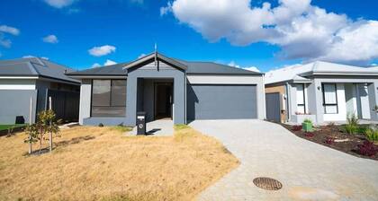 Spacious Hilbert Home with large bedrooms, modern kitchen, reverse cycle air conditioning in every room