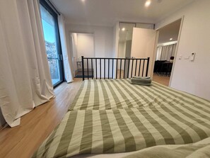 Room - Karnup Getaway with an ensuite bathroom in each room (Karnup)