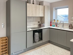 غسالة أطباق، كرسي للأطفال