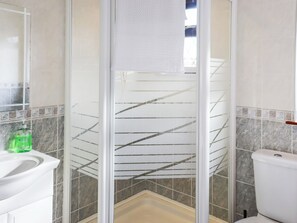Towels - 2 bedroom accommodation in Tenby (Tenby)