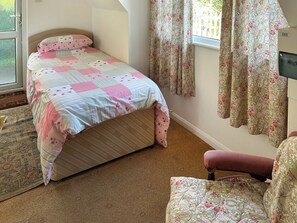 Room - 1 bedroom accommodation in Coverack (Coverack)