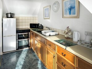 Dishwasher - 1 bedroom accommodation in Coverack (Coverack)