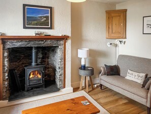 Living area - Glyn Terrace Cottage (Borth Y Gest Nr Porthamdog)