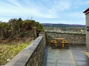 Outdoor dining - 4 bedroom accommodation in Brora (Brora)