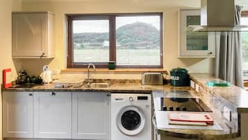 Dishwasher, high chair