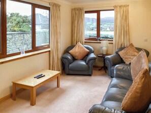 Living area - 4 bedroom accommodation in Brora (Brora)