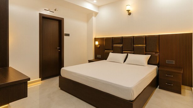14 bedrooms, WiFi, bed sheets - Hotel Empress Grand, 2.5km from Taj Mahal (Agra)