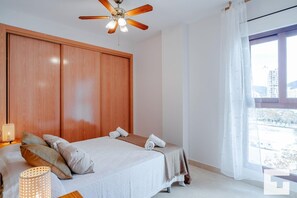 2 Schlafzimmer, Bügeleisen/Bügelbrett, kostenloses WLAN, Bettwäsche