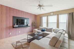 تلفزيون ذكي