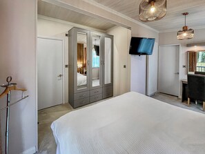 2 bedrooms, free WiFi