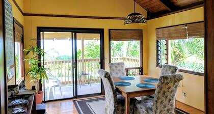 Garden View Queen Rental near Akaka Falls, Hawaii