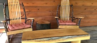 Cozy Mountain Cottage Rental near Green Mountain National Forest