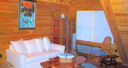 Spacious and Rustic Cabin Rental in the Woods near Catoctin Mountain Park, Maryland