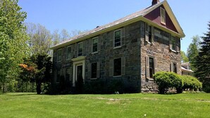 Exterior - Five-Bedroom Private Mansion for Rent near Lake Dunmore, Vermont (Brandon)