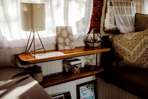 Interior - Vintage Camper Rental Ideal for Glamping in Missouri, MO (Saint Clair)