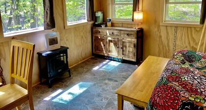 Secluded Tiny House Rental for Glamping in Norwich, Connecticut