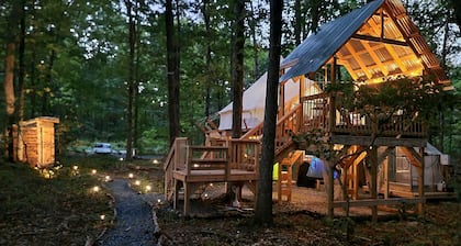 Great Glamping Getaway in North Carolina in this Stunning Elevated Bell Tent in Denton