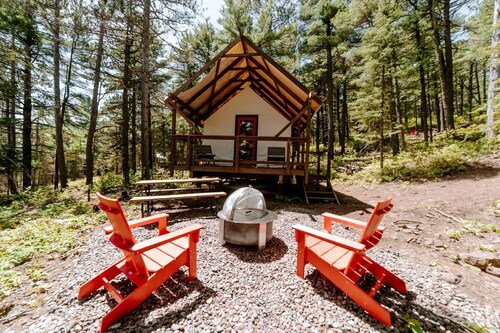 Glamping Safari Tent for Romantic Escapes to the Minnesota Forest