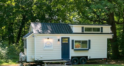 Cozy Tiny House within Historic Botanical Gardens in Philadelphia, Pennsylvania