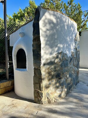 تفاصيل الفندق من الخارج