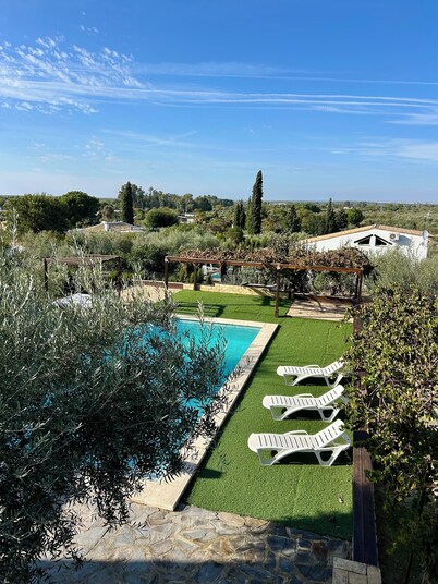 Alba cottages (Casa rural Castillo) with private swimming pool.