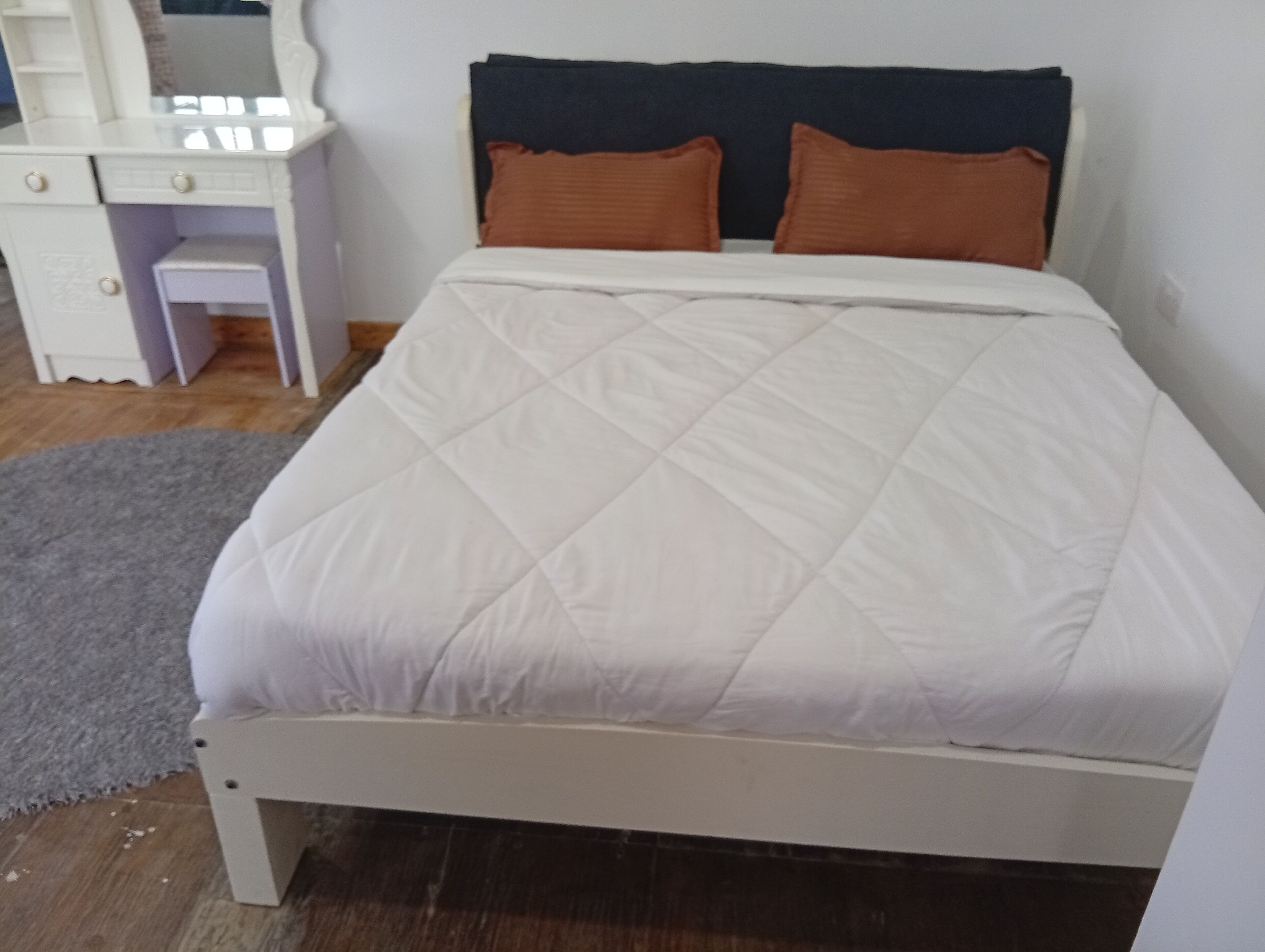 House, 2 Bedrooms, Patio, Garden View | Iron/ironing board, free WiFi