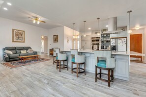 Interior - 4 Mi to TPC Colorado: Dog-Friendly Gem in Berthoud (Berthoud)