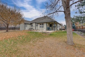 Exterior - 4 Mi to TPC Colorado: Dog-Friendly Gem in Berthoud (Berthoud)