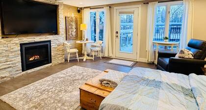 Aurora Ridge - A Charming Studio