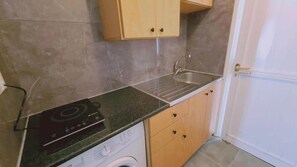 Refrigerador y parrilla de estufa 