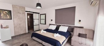 Nissi avenue 64 Studio 3 - Luxcyservices