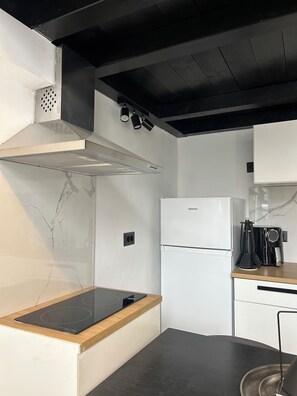 Private kitchen - BH1038 - A -Nektar Loft (7H9J+JXC Latsida, Greece)