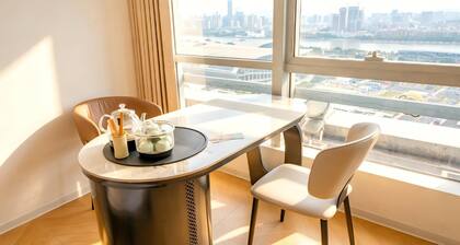 Paxin·High-Altitude City View Apartment (Canton Fair Complex Pazhou Subway Station Branch)