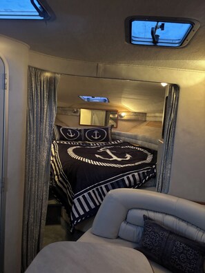 1 habitación y ropa de cama 