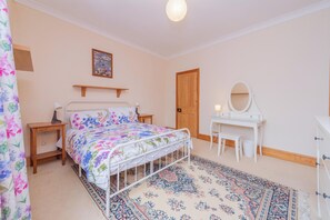 Fer et planche à repasser, Wi-Fi, draps fournis