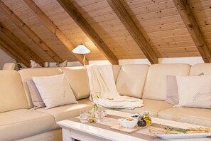 Interior - Holiday apartment with 2 bedrooms (Südbrookmerland)
