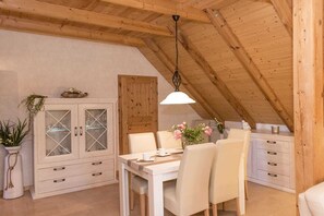 Dining - Holiday apartment with 2 bedrooms (Südbrookmerland)