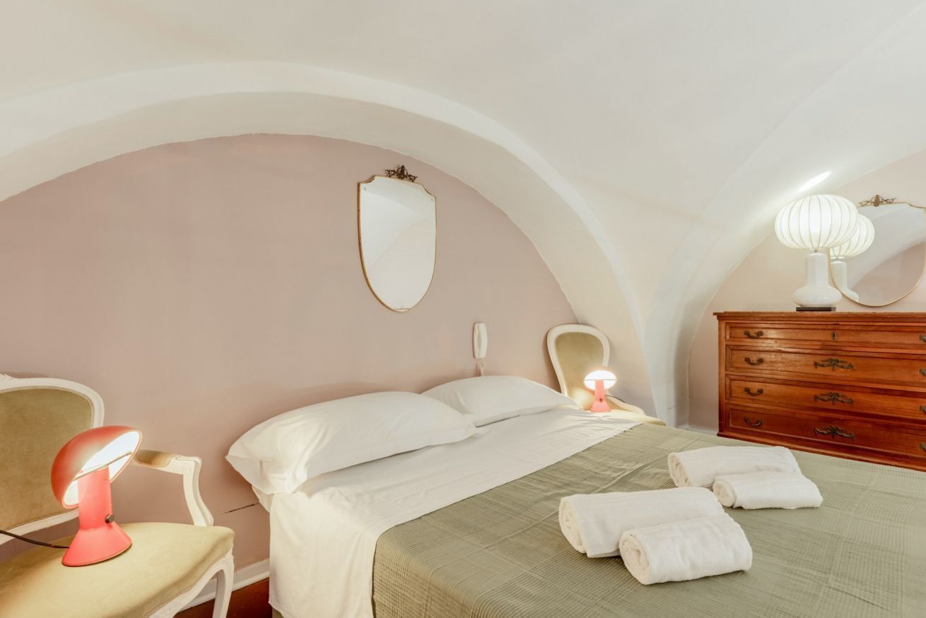 1 Schlafzimmer, Bügeleisen/Bügelbrett