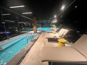Indoor pool, a heated pool - Loft with resort amenities just a few blocks from Monumento a la Revolución (Ciudad de México)
