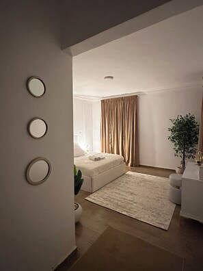 2 bedrooms, iron/ironing board, WiFi, bed sheets - Delightful 2-bedroom apartment in beside Mall of Arabia (Giza)