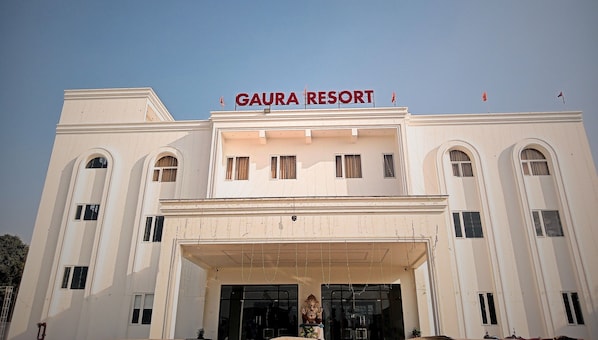Exterior - Gaura Resort (Mohanlalganj)