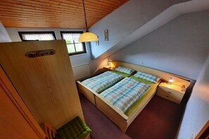 Iron/ironing board, free WiFi, bed sheets - Holiday apartment in Rhön with 1 bedroom (Ehrenberg - Wüstensachsen)
